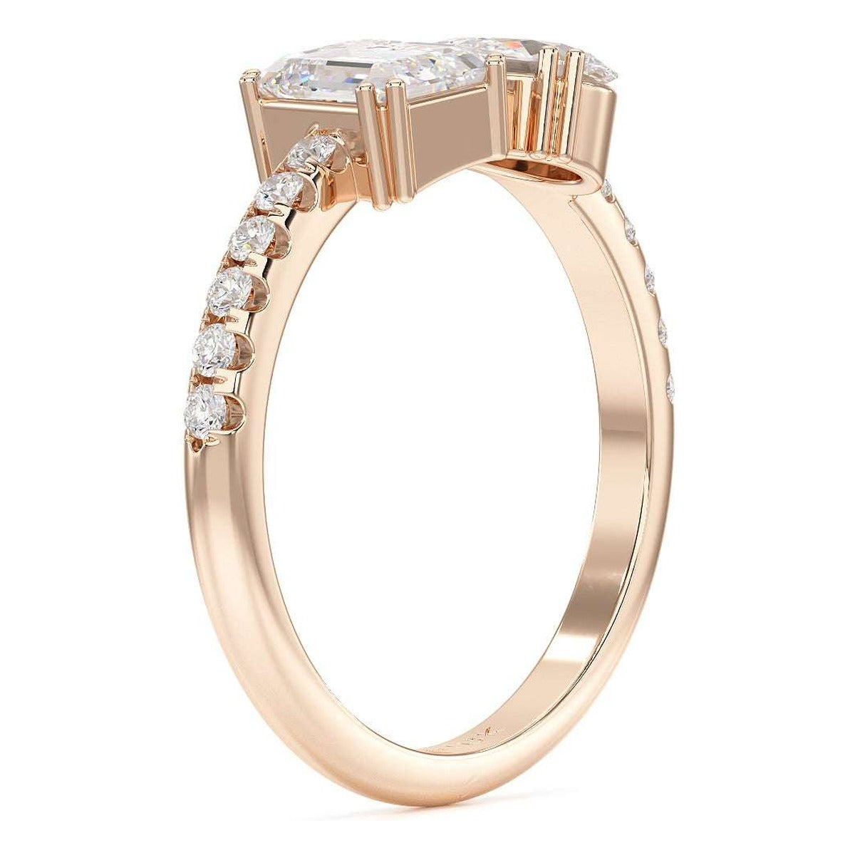 Emerald & Pear Studded Shoulder Toi et Moi Ring in rose gold