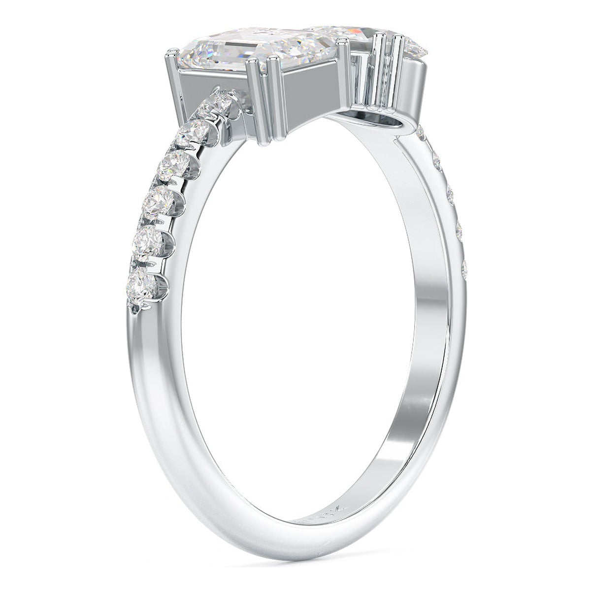 Emerald & Pear Studded Shoulder Toi et Moi Ring in white gold or platinum