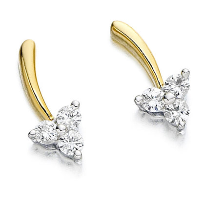 The Leaf Stud Earrings feature a delicate leaf design that captures the beauty of nature while adding a subtle sparkle. 