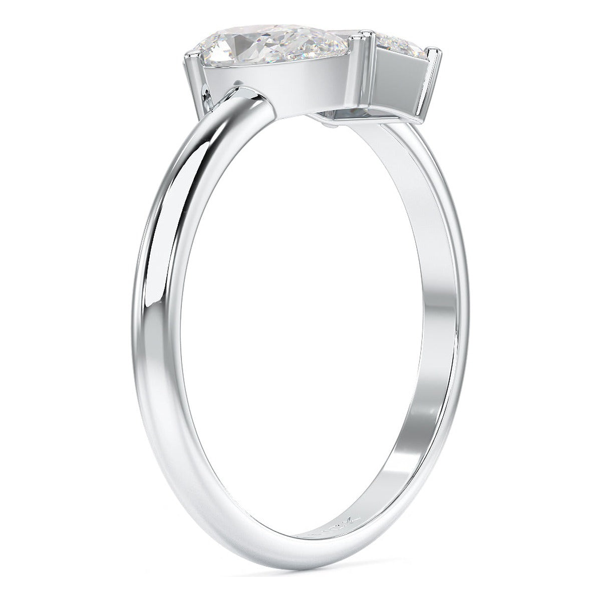 Pear &amp; Emerald Toi et Moi Ring in white gold or platinum