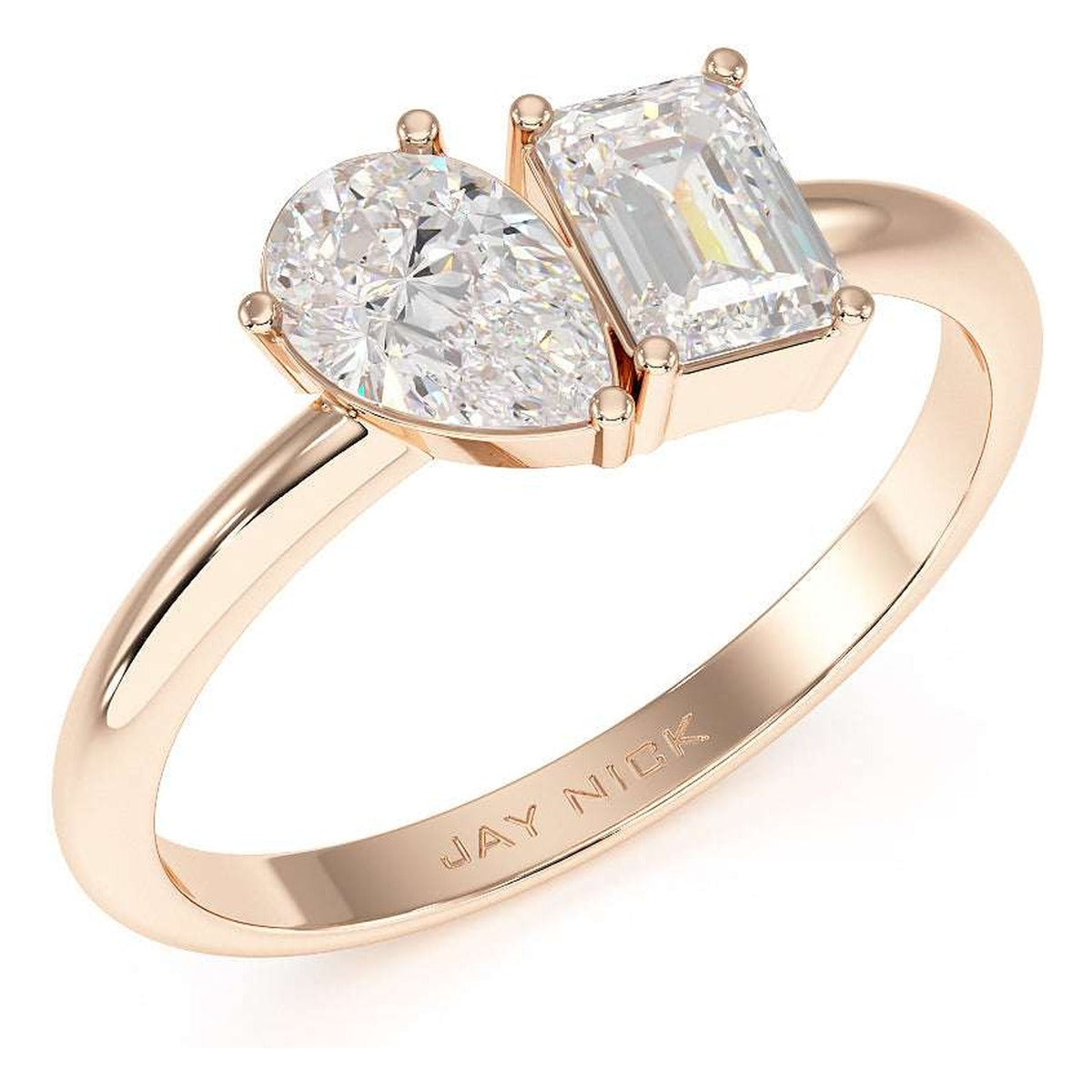 Pear &amp; Emerald Toi et Moi Ring in rose gold