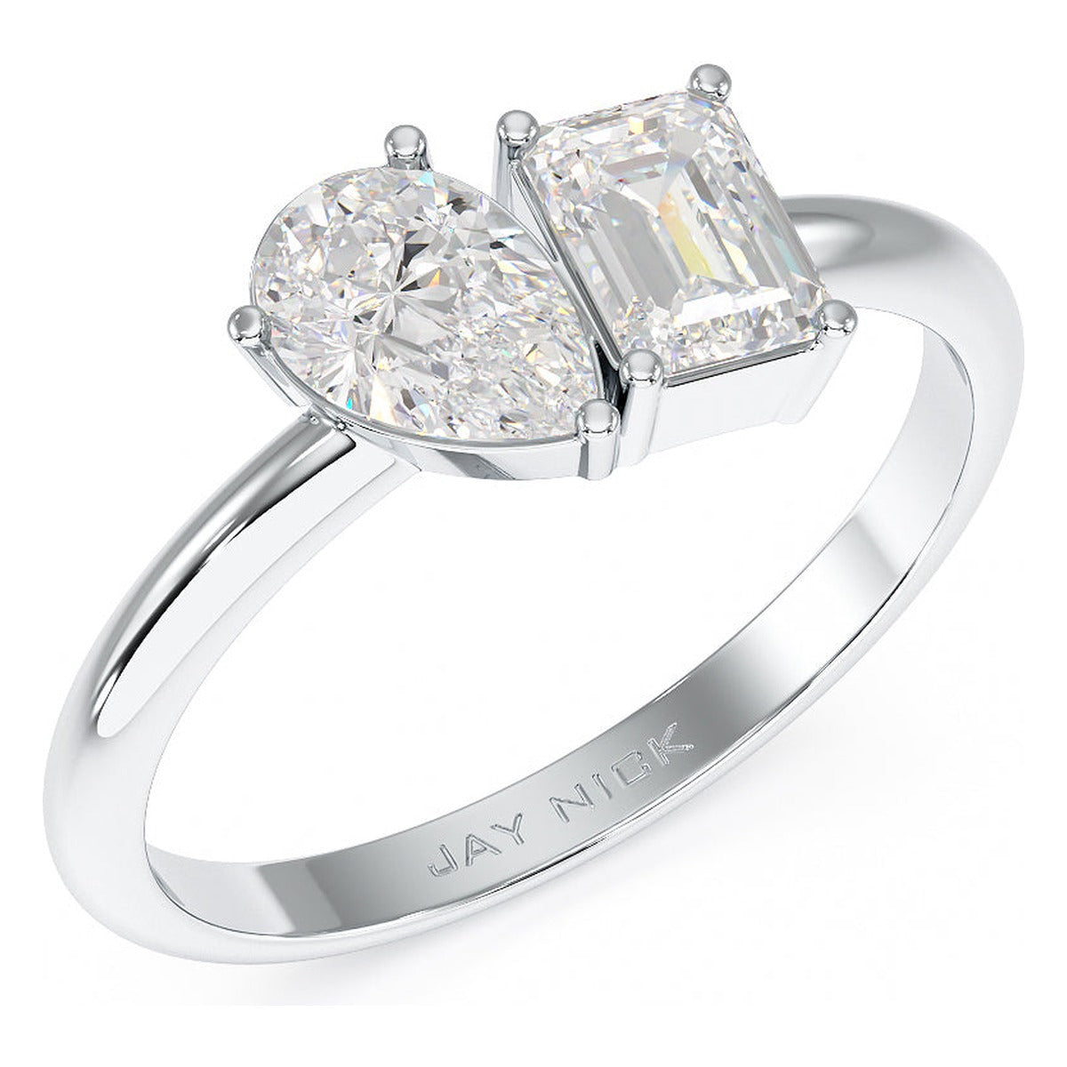 Pear &amp; Emerald Toi et Moi Ring in white gold or platinum