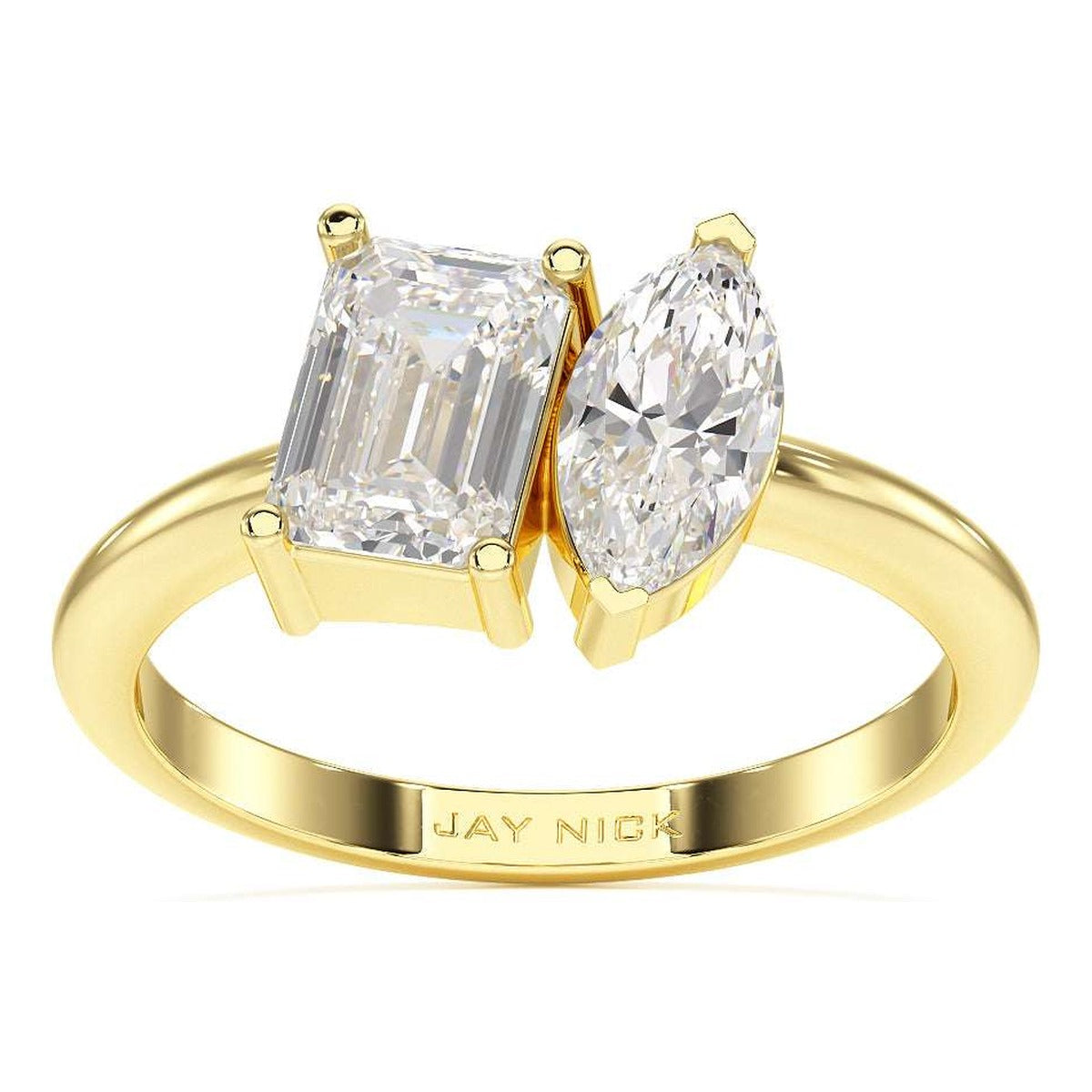 Emerald &amp; Marquise Toi et Moi Ring in yellow gold